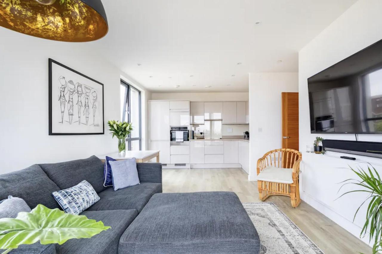 Modern 1 Bed L City Views L Work Space 런던 외부 사진